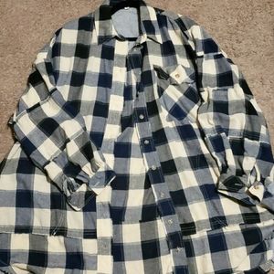 Oversized lightweight flannel